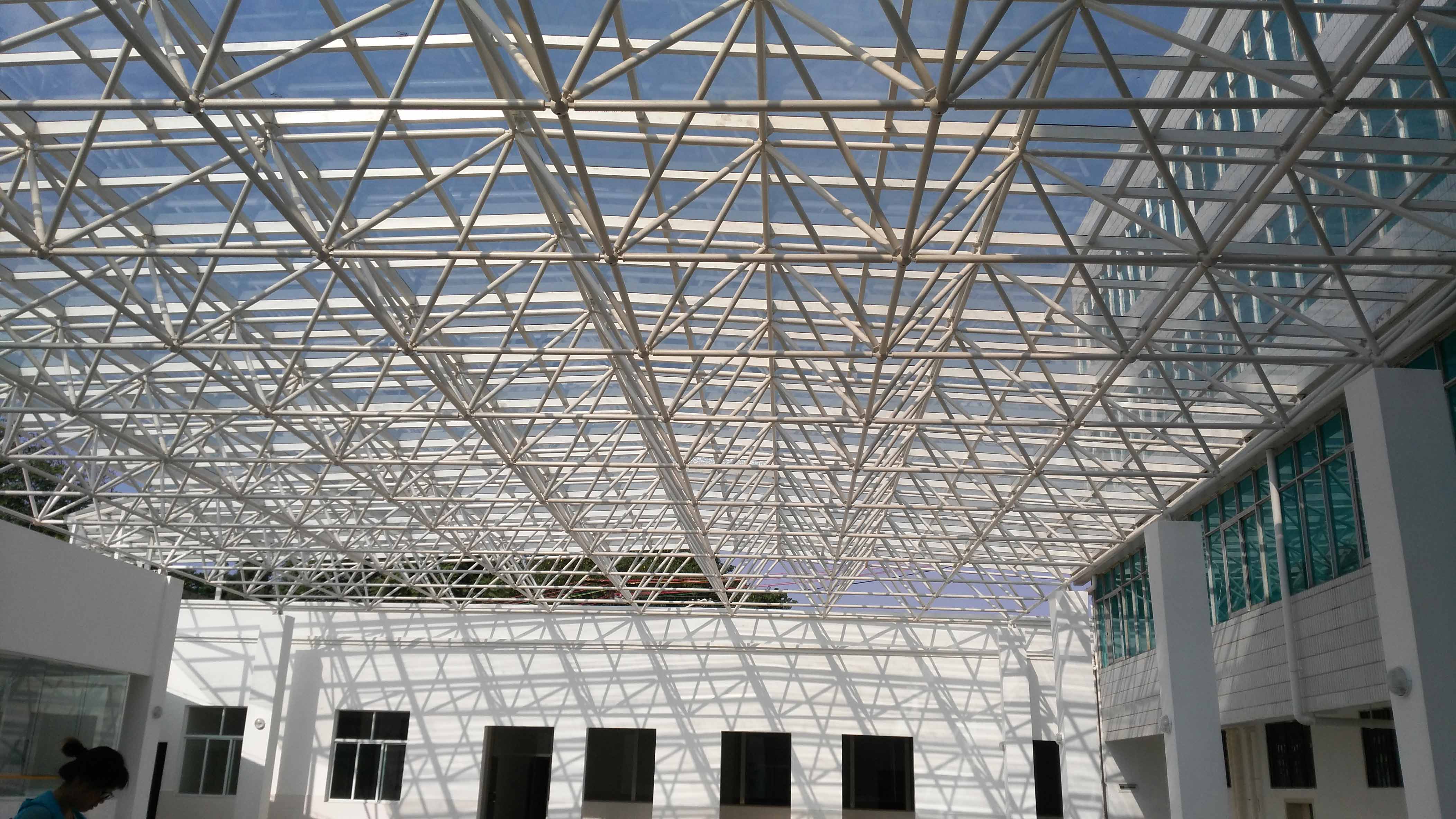 古交平板型网架安装