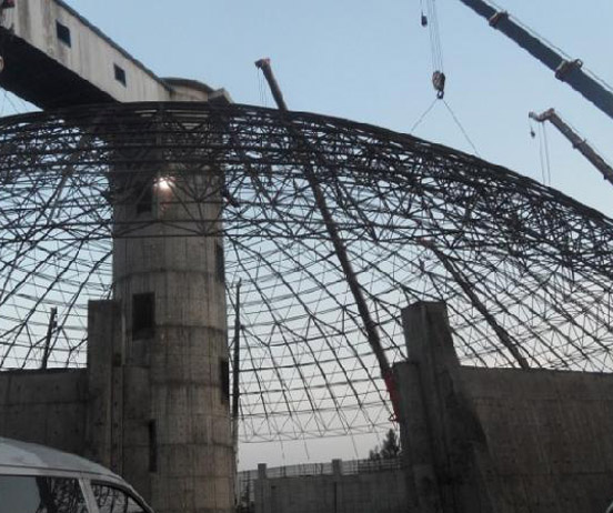 古交网架分条或分块安装法